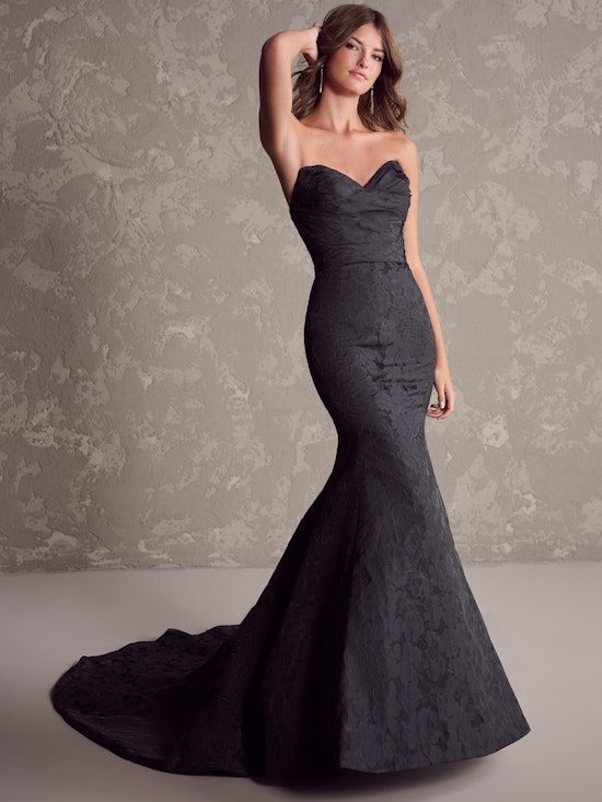 Bride wearing Hilo by Maggie Sottero