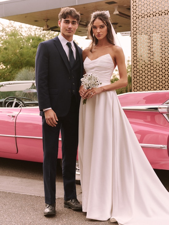 Bride wearing Ethelinda by Rebecca Ingram vintage wedding dress