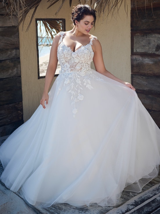 Bride wearing Natasha by Rebecca Ingram