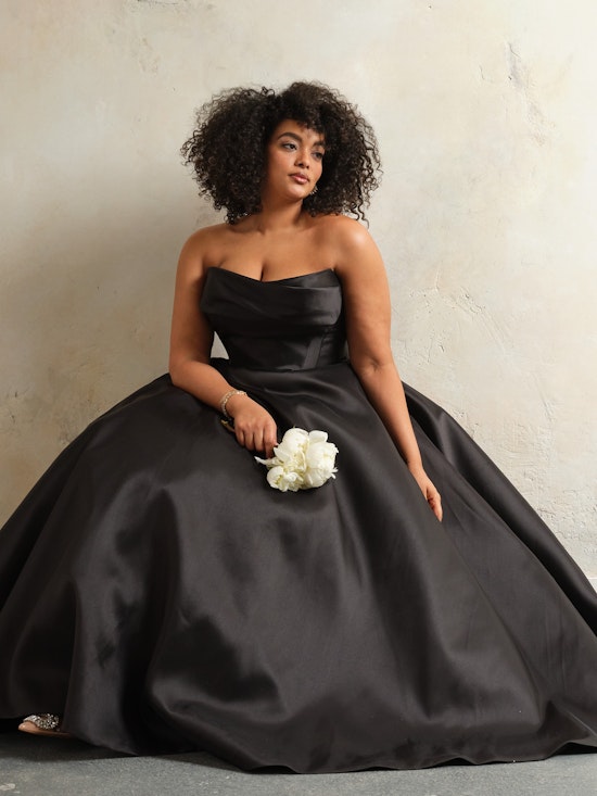 Bride wearing Faro by Sottero and Midgley