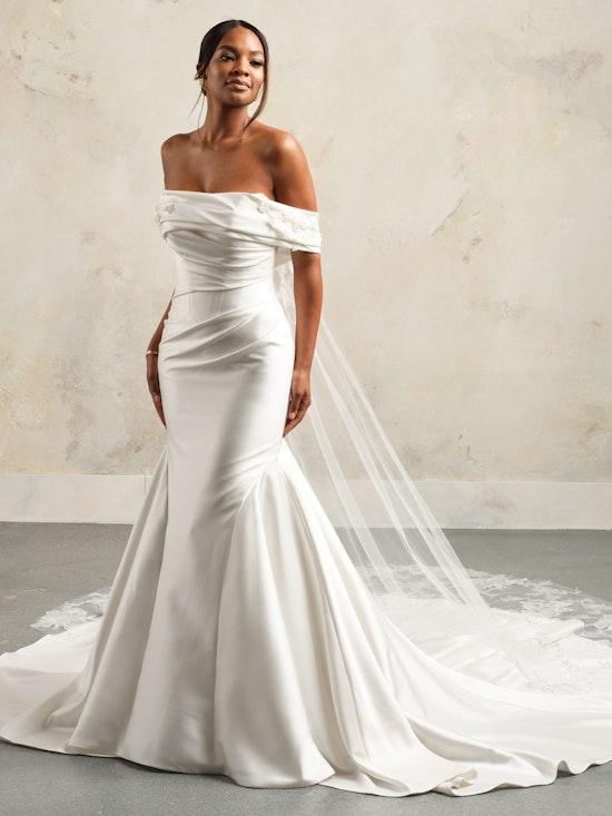 Bride wearing Giselle by Sottero and Migley