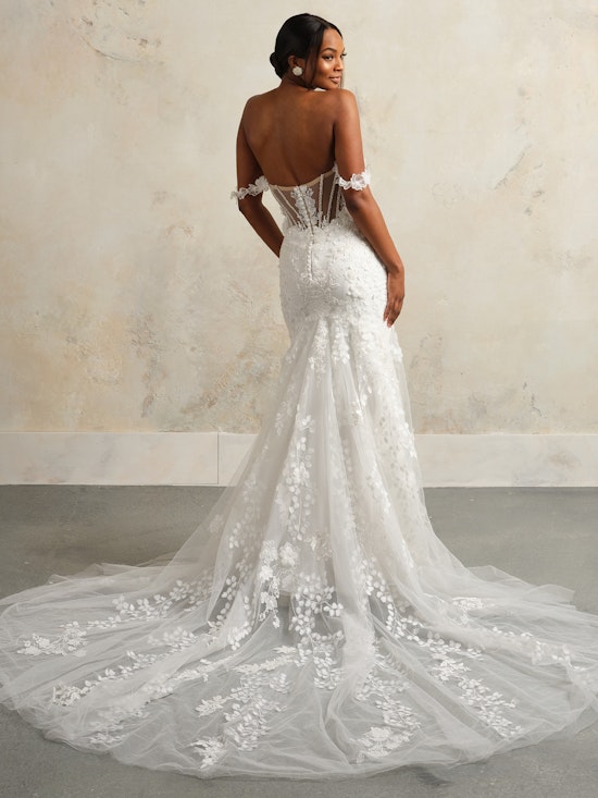 Bride wearing Kellen by Sottero and Midgley