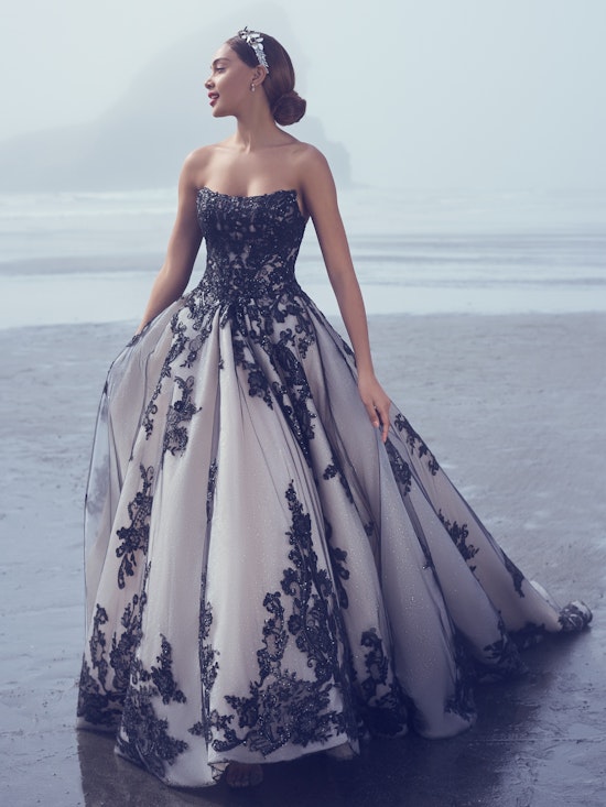 Bride wearing Norvinia by Sottero and Midgley